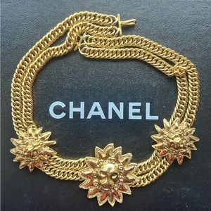 Chanel vintage 3 lion heads necklace